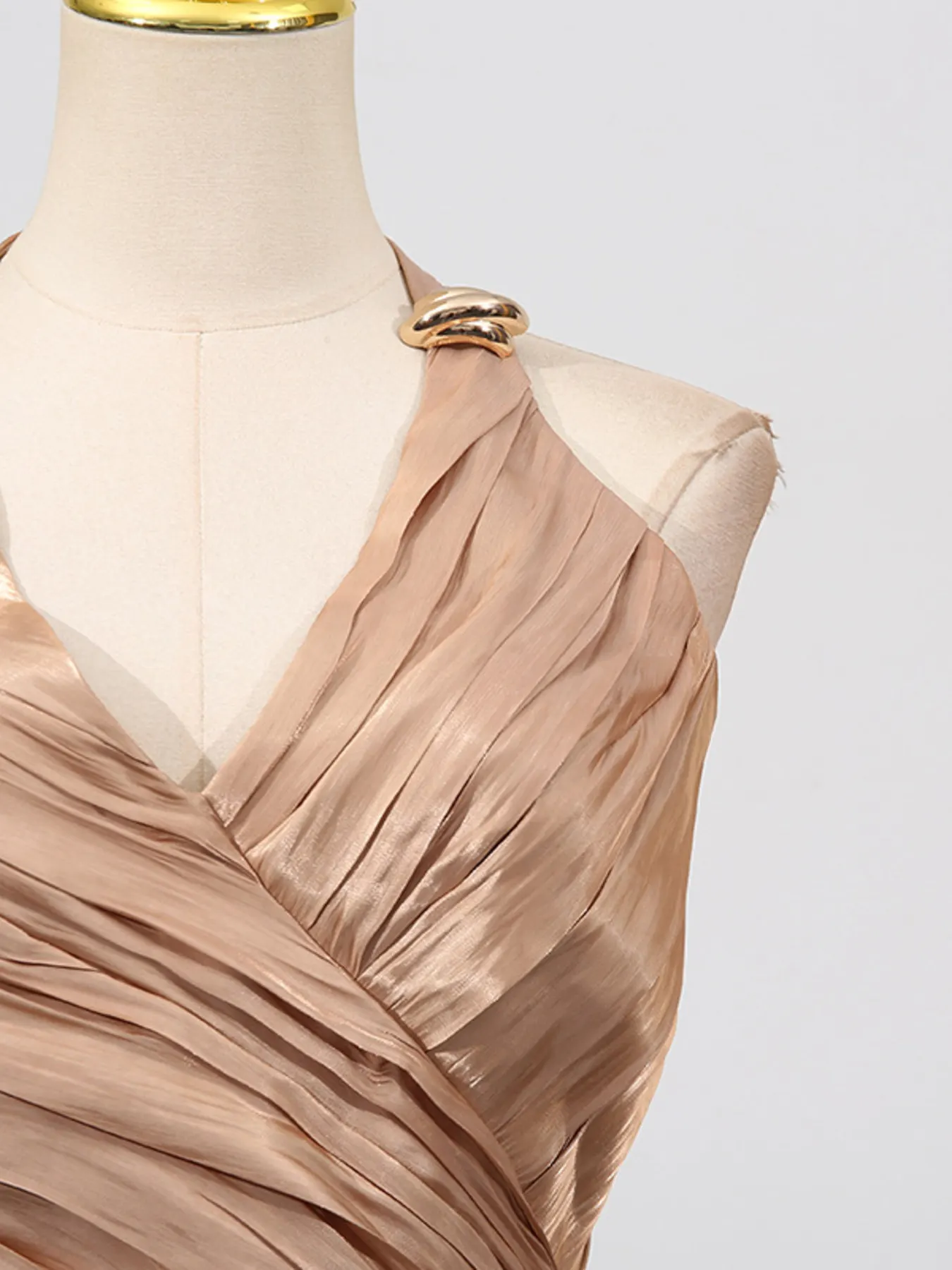Halter Neck Ruched Maxi Dress 9