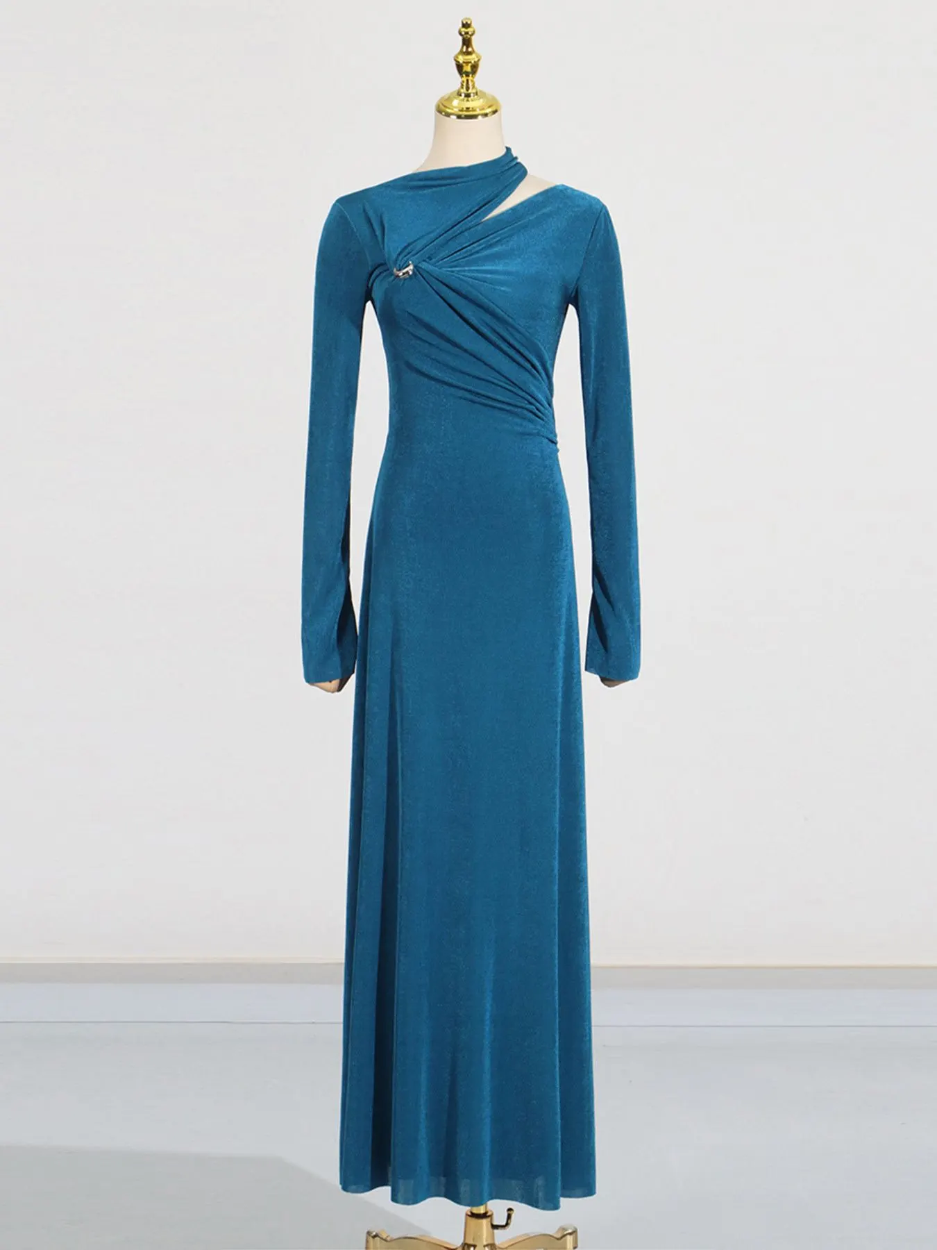 Cutout Ruched Long Sleeve Maxi Dress 5