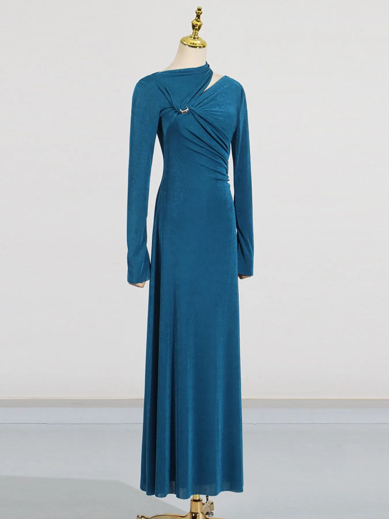Cutout Ruched Long Sleeve Maxi Dress 4